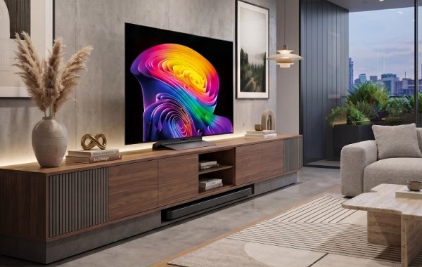 LG C6 in a living room
