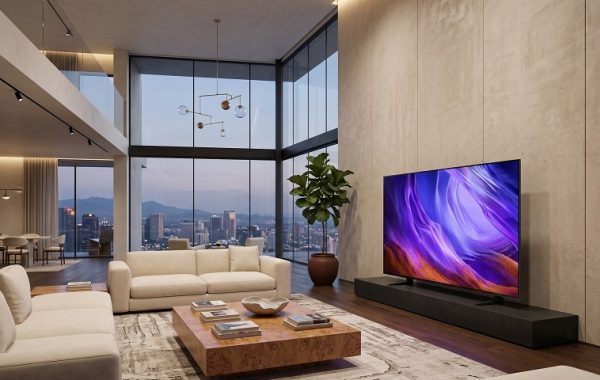 Samsung S85H in a Living Room